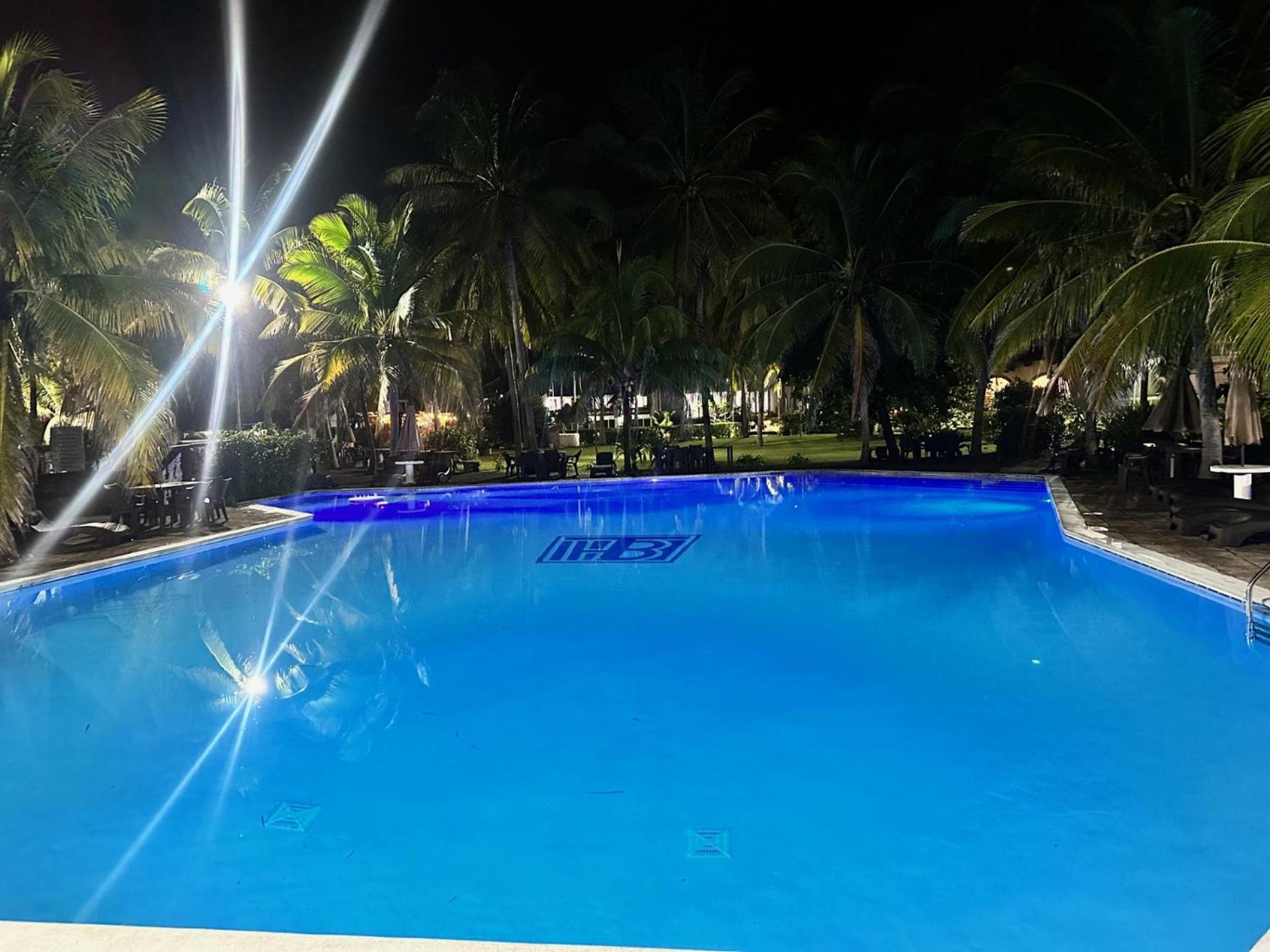 Hotel Tesoro Beach San Luis La Herradura المظهر الخارجي الصورة