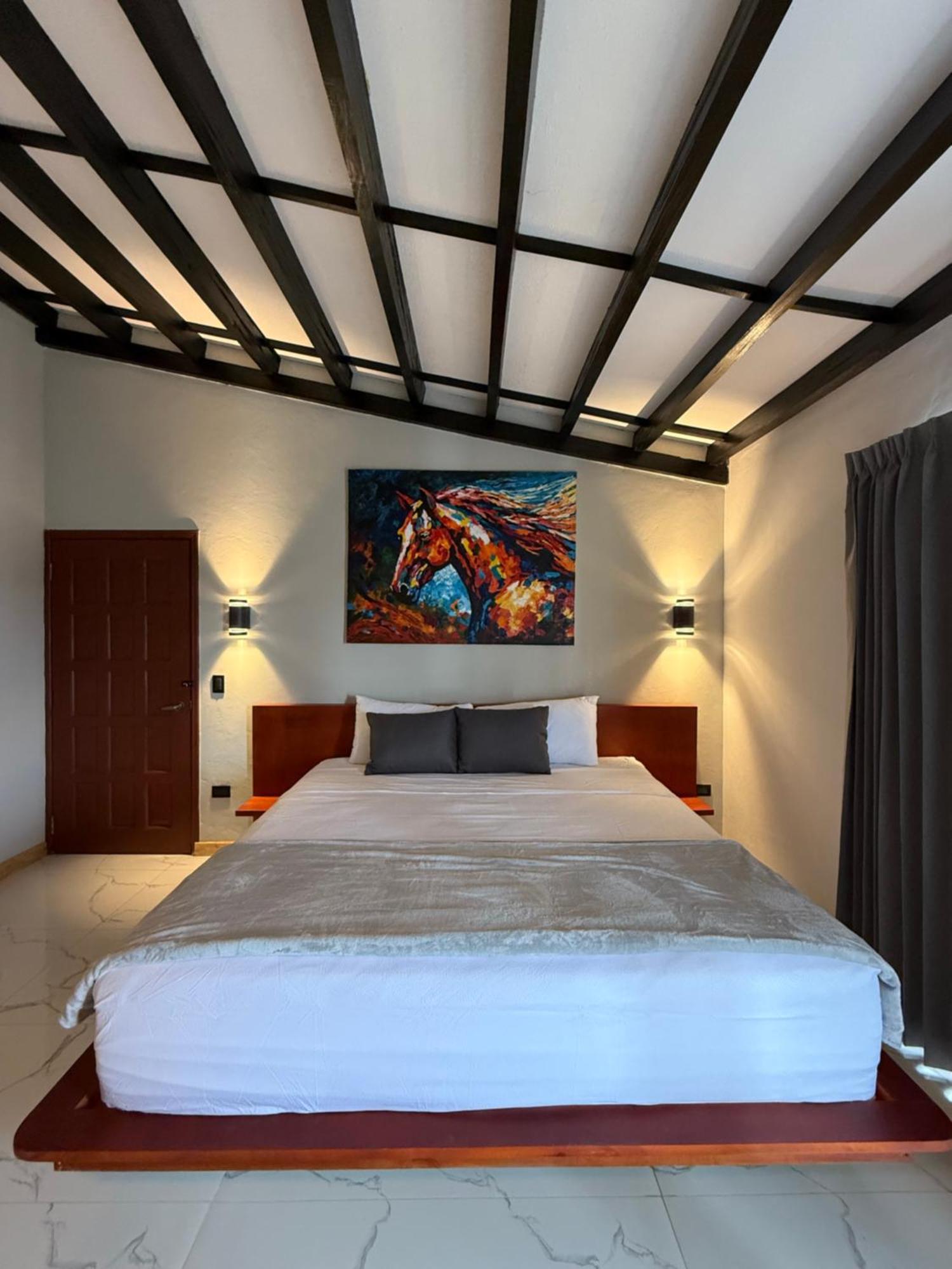 Hotel Tesoro Beach San Luis La Herradura المظهر الخارجي الصورة